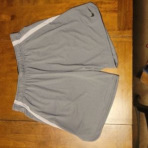 Nike Basketball Shorts. New with out tag